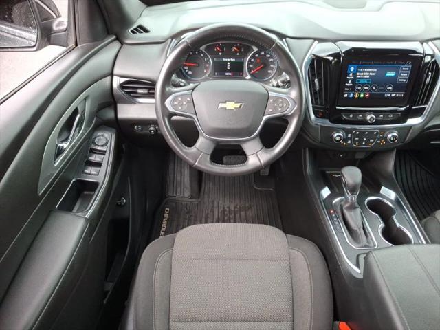 2022 Chevrolet Traverse AWD LT Cloth