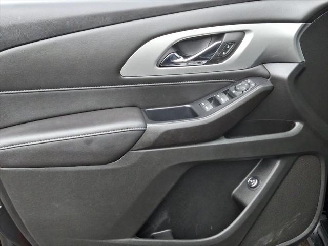 2022 Chevrolet Traverse AWD LT Cloth