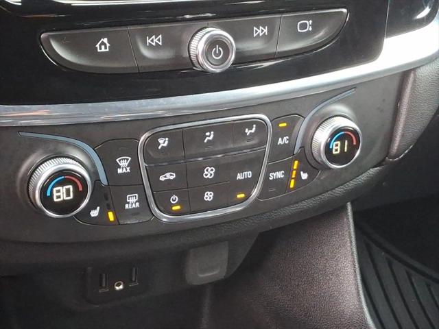 2022 Chevrolet Traverse AWD LT Cloth