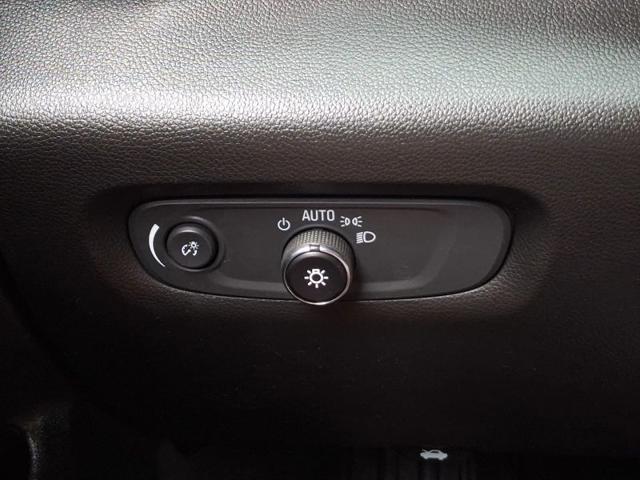 2022 Chevrolet Traverse AWD LT Cloth
