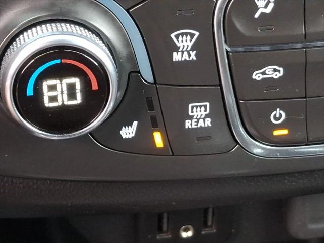 2022 Chevrolet Traverse AWD LT Cloth
