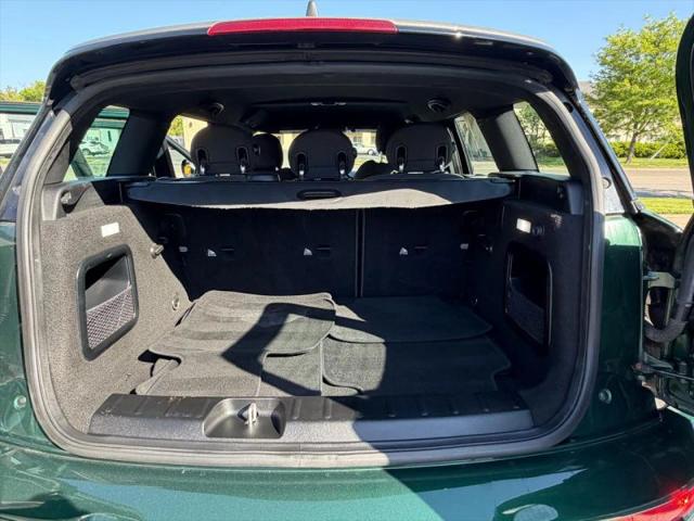 2017 MINI Cooper Clubman Cooper