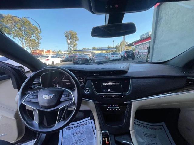 2017 Cadillac XT5 Standard