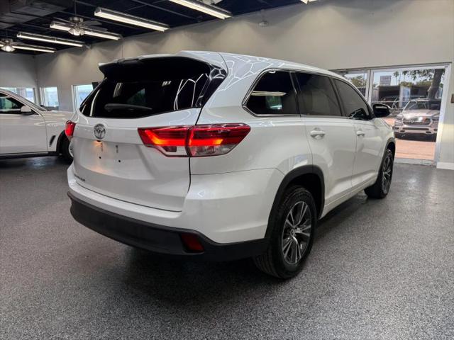 2018 Toyota Highlander LE