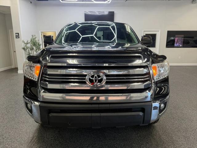 2017 Toyota Tundra SR5 5.7L V8