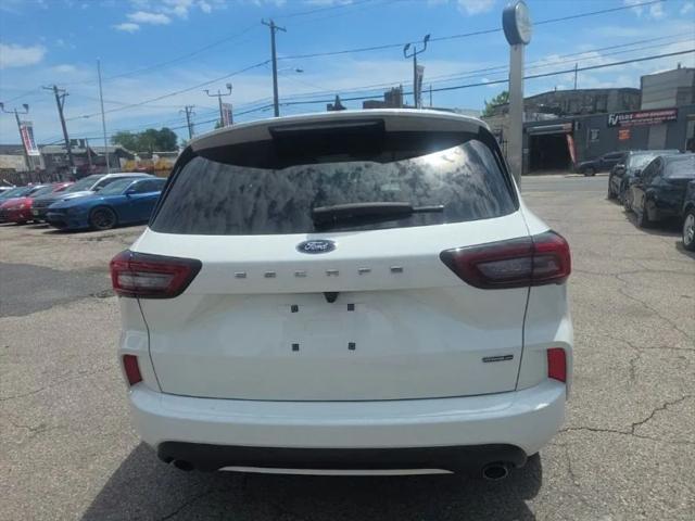 2024 Ford Escape ST-Line Select