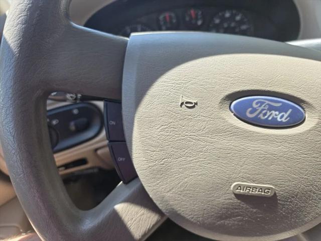 2007 Ford Taurus SE