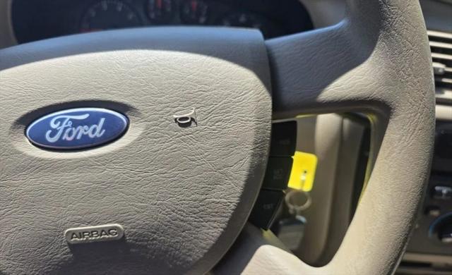2007 Ford Taurus SE