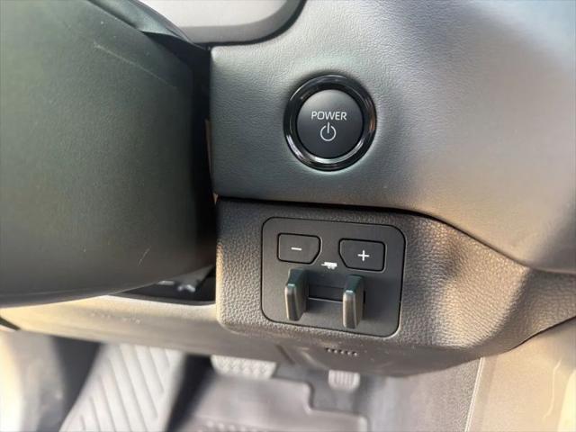 2026 Toyota Tundra Platinum Hybrid CrewMax 5.5' Bed