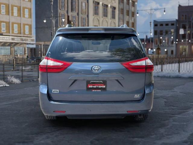 2015 Toyota Sienna XLE 7 Passenger
