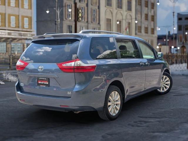 2015 Toyota Sienna XLE 7 Passenger