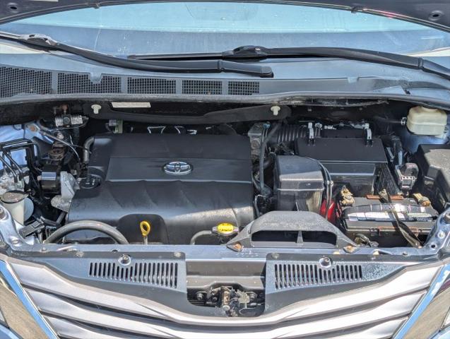 2015 Toyota Sienna XLE 7 Passenger