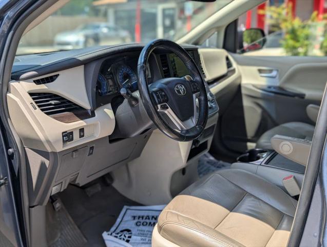 2015 Toyota Sienna XLE 7 Passenger