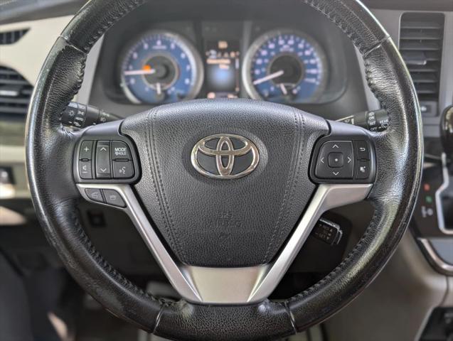 2015 Toyota Sienna XLE 7 Passenger