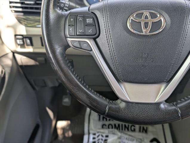 2015 Toyota Sienna XLE 7 Passenger