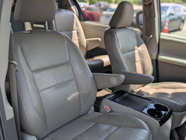 2015 Toyota Sienna XLE 7 Passenger