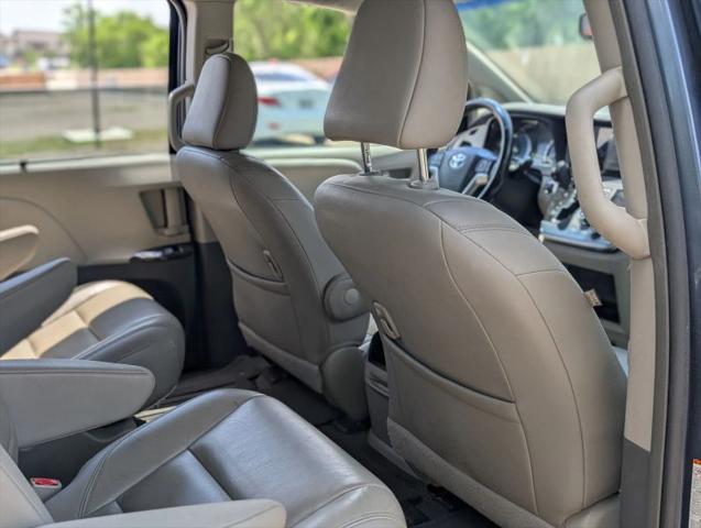 2015 Toyota Sienna XLE 7 Passenger
