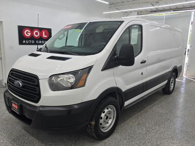 2019 Ford Transit w/60/40 Side Door w/RWB