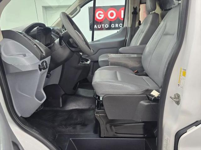 2019 Ford Transit w/60/40 Side Door w/RWB