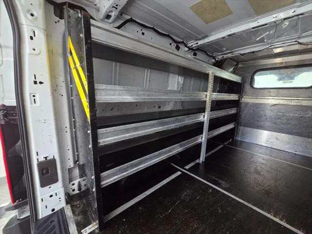 2019 Ford Transit w/60/40 Side Door w/RWB