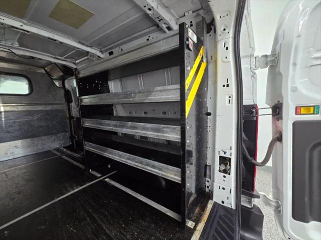 2019 Ford Transit w/60/40 Side Door w/RWB