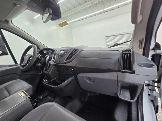 2019 Ford Transit w/60/40 Side Door w/RWB