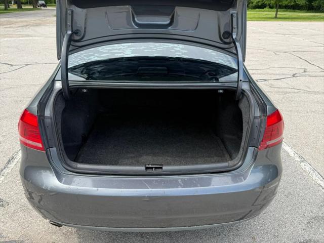 2012 Volkswagen Passat 2.5L SE