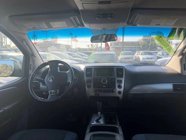 2011 Nissan Armada SV