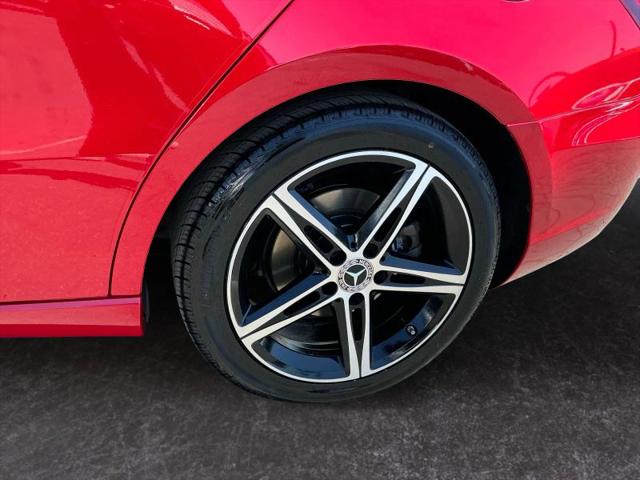 2019 Mercedes-Benz A 220 A 220