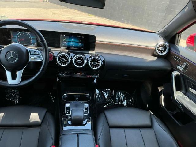 2019 Mercedes-Benz A 220 A 220