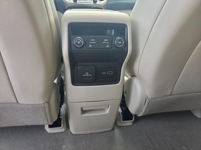 2023 GMC Acadia FWD Denali