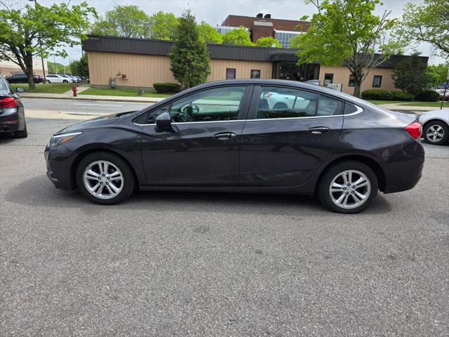 2017 Chevrolet Cruze LT Auto
