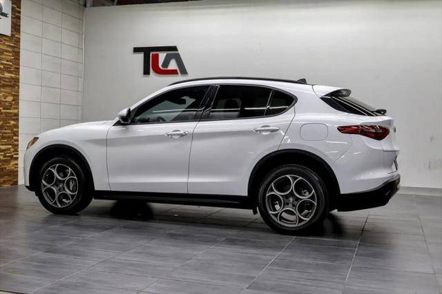 2022 Alfa Romeo Stelvio Sprint RWD
