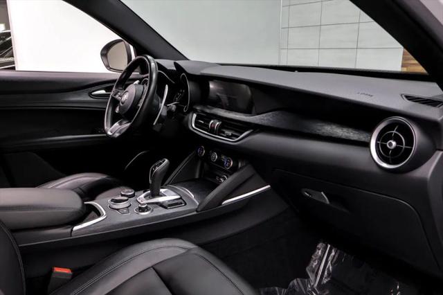 2022 Alfa Romeo Stelvio Sprint RWD