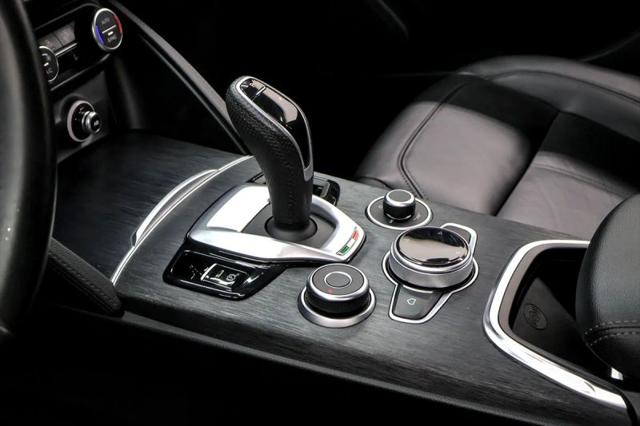 2022 Alfa Romeo Stelvio Sprint RWD