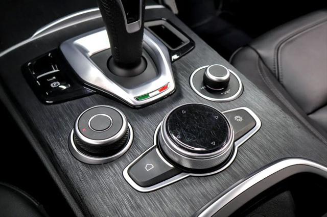 2022 Alfa Romeo Stelvio Sprint RWD