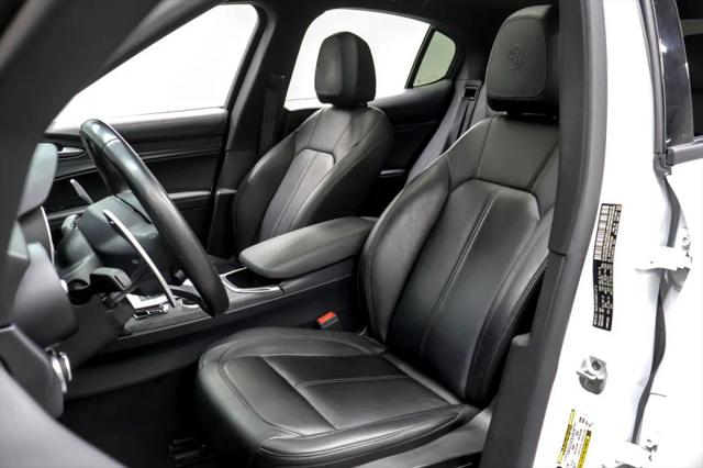 2022 Alfa Romeo Stelvio Sprint RWD