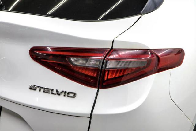 2022 Alfa Romeo Stelvio Sprint RWD