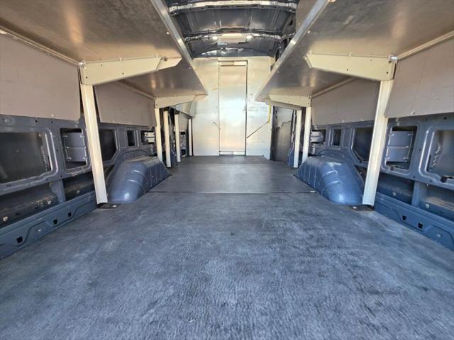 2019 Ford Transit Extended Length w/Sliding Side Door w/LWB