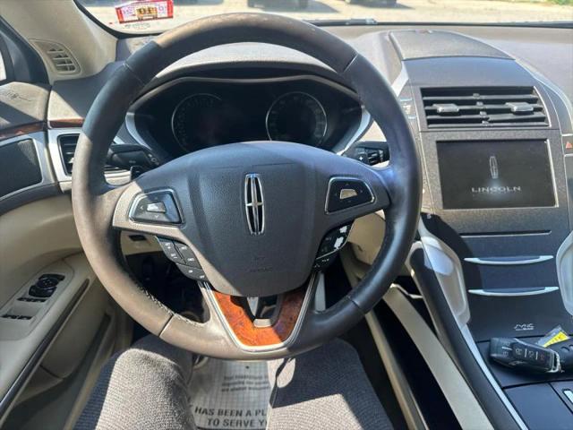 2015 Lincoln MKZ Base