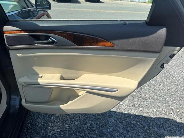 2015 Lincoln MKZ Base