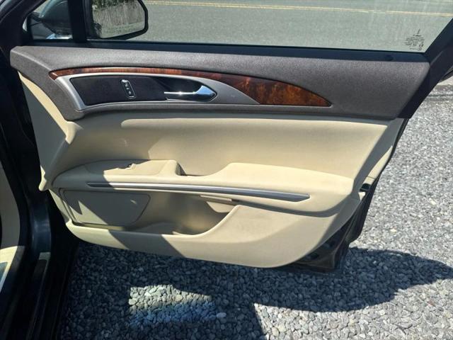 2015 Lincoln MKZ Base