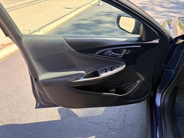 2016 Chevrolet Malibu 1LT