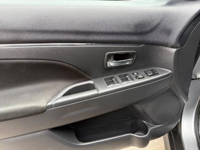 2024 Mitsubishi Outlander Sport S