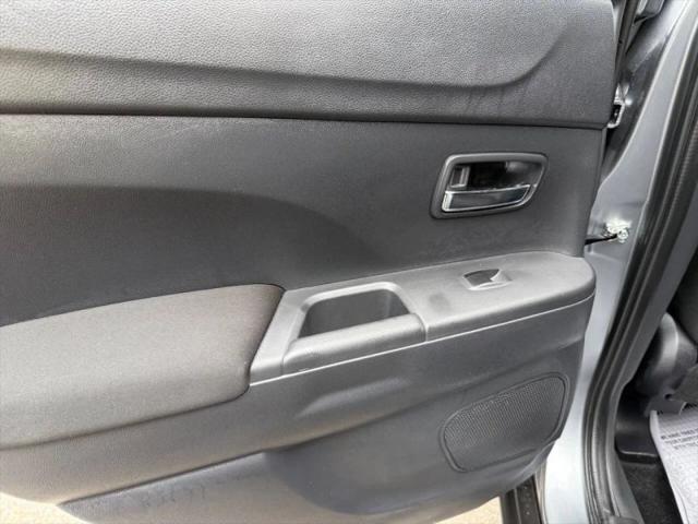 2024 Mitsubishi Outlander Sport S