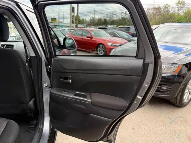 2024 Mitsubishi Outlander Sport S