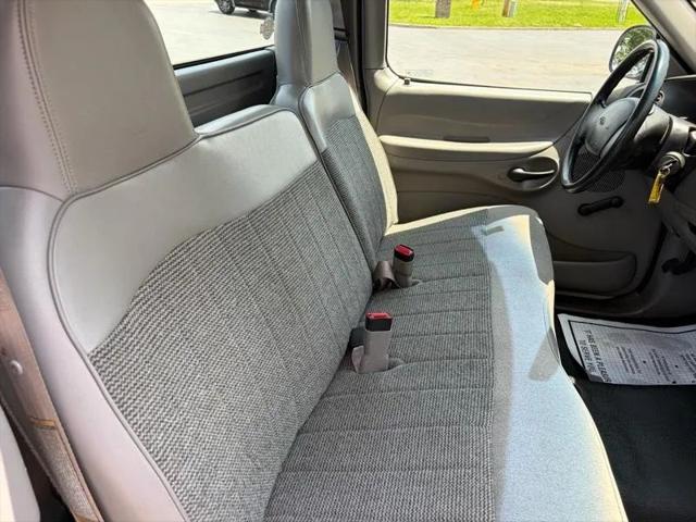 1998 Ford F-150 Base