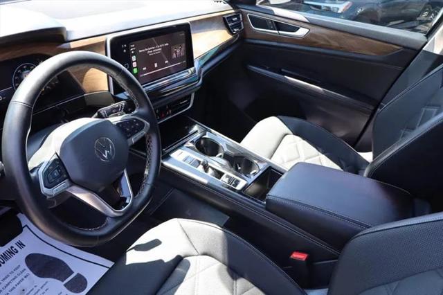 2025 Volkswagen Atlas 2.0T SE w/Technology