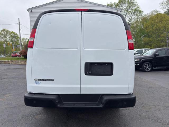 2021 Chevrolet Express Cargo Van RWD 2500 Regular Wheelbase WT