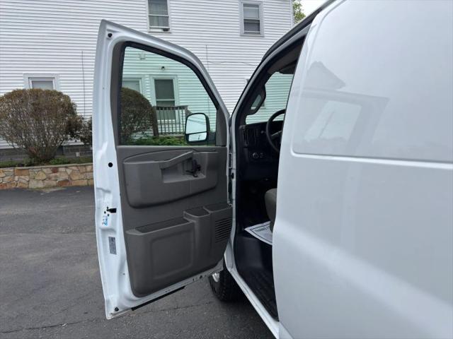 2021 Chevrolet Express Cargo Van RWD 2500 Regular Wheelbase WT